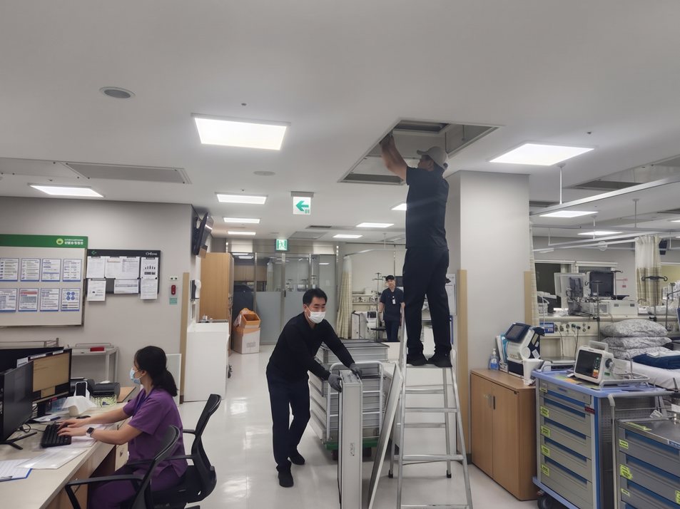 병원 수술실 · 공조실 필터 교체